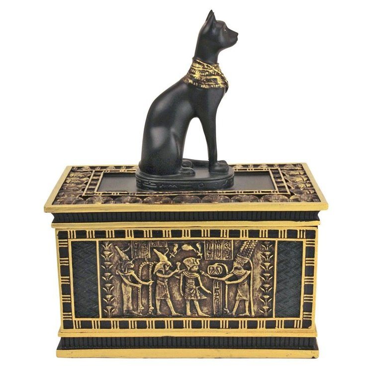 Exquisite Decorative Statute