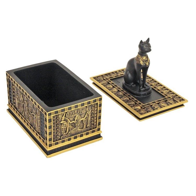 Exquisite Decorative Statute