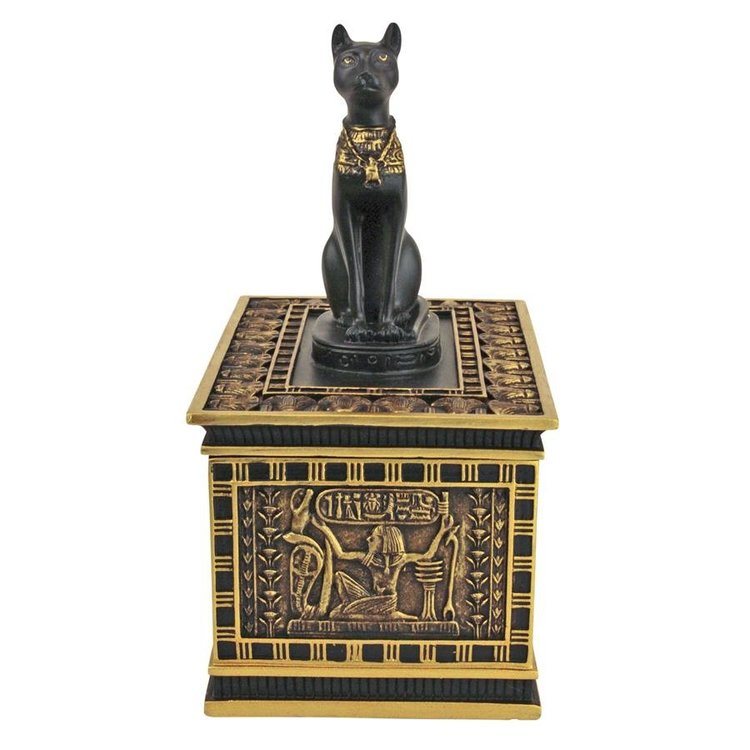 Exquisite Decorative Statute